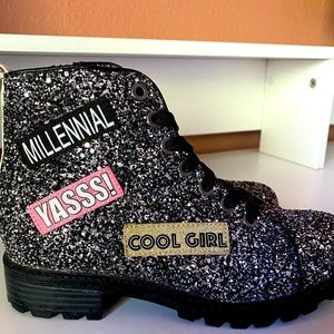 Kidpik glitter boots
